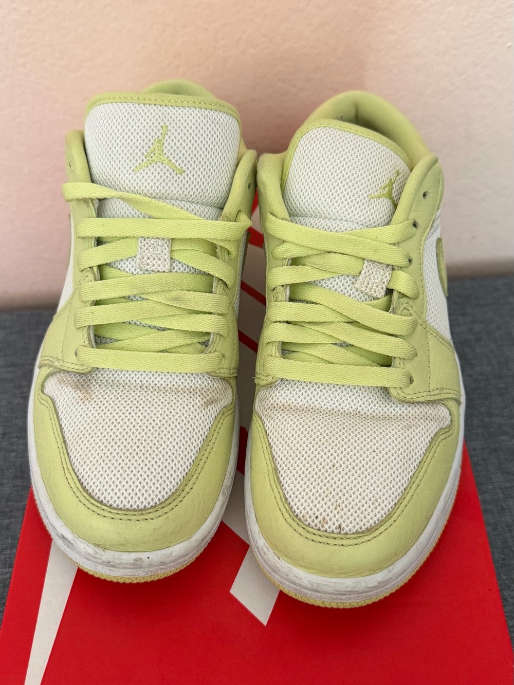 Jordan Kids Low-Top Sneakers in Lime Green and White